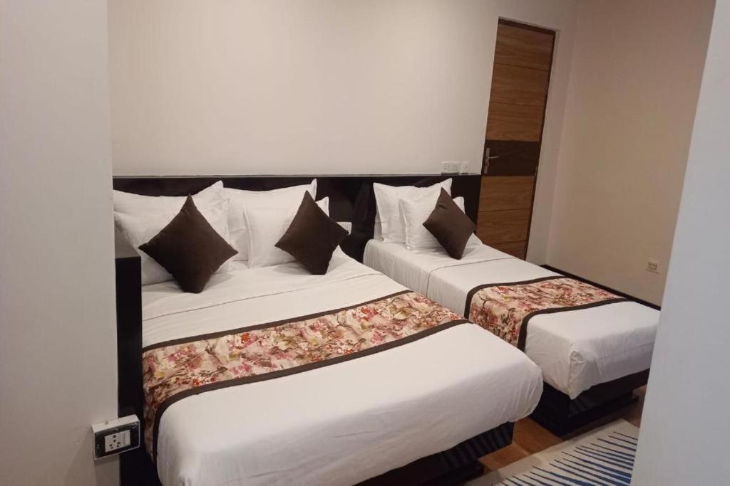 Hotel Ninamma Гангток Екстериор снимка