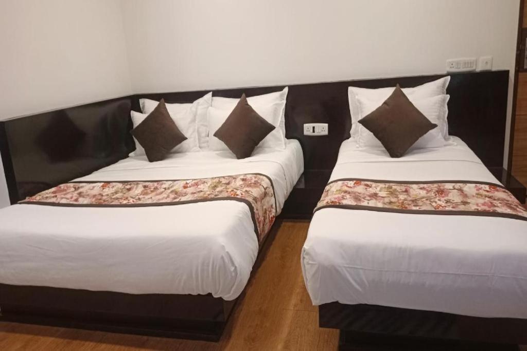 Hotel Ninamma Гангток Екстериор снимка