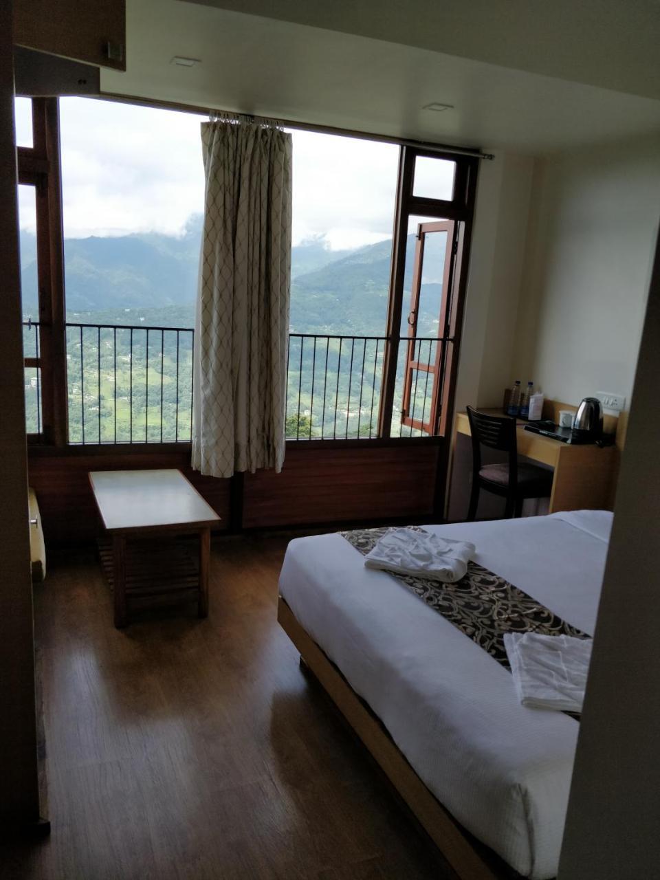 Hotel Ninamma Гангток Екстериор снимка